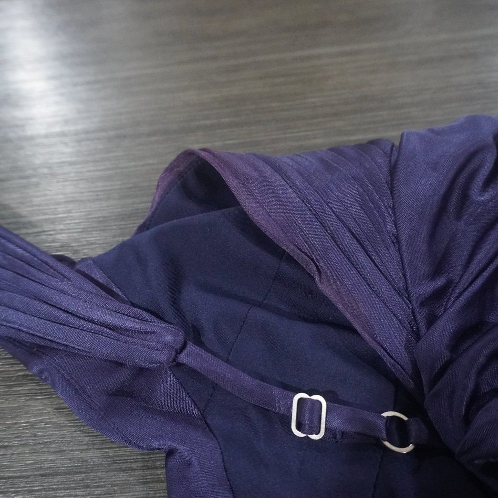 BCBGMaxAzria Size 6 Formal Dress - Mini - Picture 6 of 8